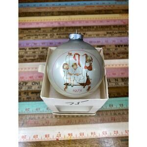 Hallmark 1975 Norman Rockwell Vintage Glass Ball Keepsake Christmas Ornament Box
